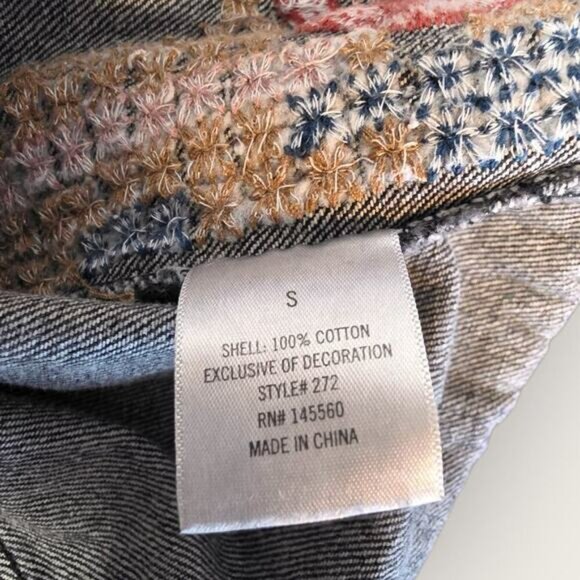 Francesca's Jean/Denim Jacket Sz S Mi ami Floral Embroidered Embellished Spring - Picture 9 of 12